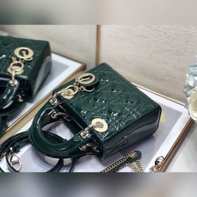 Dior Lady Dior Mini с тремя секциямиз темно-зеленой кожи золотой 