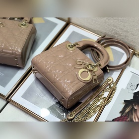 Dior Lady Dior Mini с тремя перемычкамиз красной кожи золотой пря