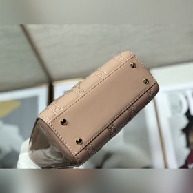 Dior Lady Dior Mini с тремя перемычкамиз красной кожи золотой пря