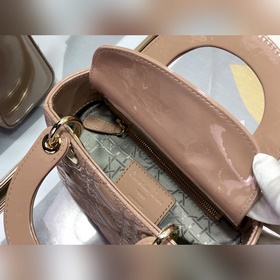 Dior Lady Dior Mini с тремя перемычкамиз красной кожи золотой пря