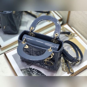 Dior Lady Dior Mini из трехслойной кожи цвета денима с золотыми з