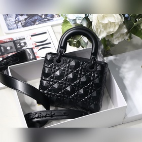 Dior 【Lady & Dior 4-гранная серия с ромбовидным узором】 Моде