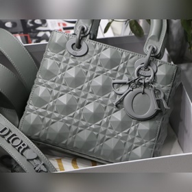 Dior 【Lady &nbsp;D.ior &nbsp; 4-секционная серия с ромбов