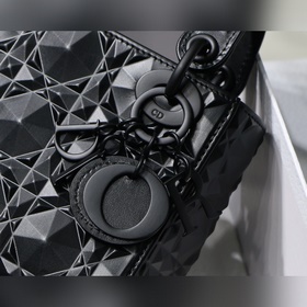 Lady &nbsp;Dior &nbsp; Mini17cm Модель M6003 черный Эта с