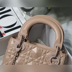 【Lady &nbsp;Dior &nbsp; Mini17cm】 Модель M6003 Розовый Эт