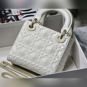 Lady &nbsp;Dior &nbsp; Mini17cm Модель M6003 белый &n