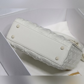 Lady &nbsp;Dior &nbsp; Mini17cm Модель M6003 белый &n