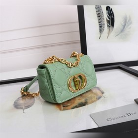 Lady 9240 caro сверхминиатюрная сумка мятно-зеленого цвета  Эта 