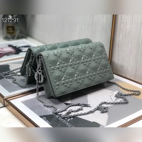 Dior Классическая модель с бриллиантовой огранкой, три в одном, р
