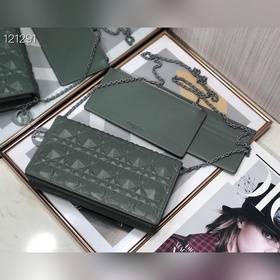 Dior Классическая модель с бриллиантовой огранкой, три в одном, р