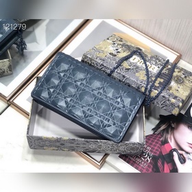 Dior Классическая модель с бриллиантовой огранкой, три в одном, р