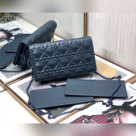 Dior Классическая модель с бриллиантовой огранкой, три в одном, р