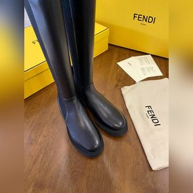 Осенне-зимняя коллекция FENDI... Просто великолепна! Ботинки до к