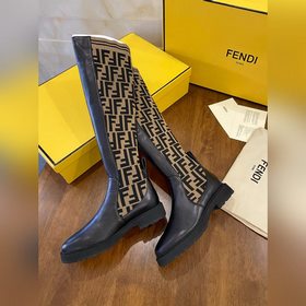 Осенне-зимняя коллекция FENDI... Просто великолепна! Ботинки до к