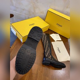 Осенне-зимняя коллекция FENDI... Просто великолепна! Ботинки до к