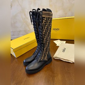 Осенне-зимняя коллекция FENDI... Просто великолепна! Ботинки до к