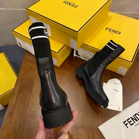 Осенне-зимняя коллекция FENDI... Просто великолепна! Ботинки до к