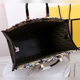 Fendi FF Тоут, универсальная сумка С длинным плечевым ремнем для 