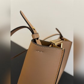 FENDI Новая сумка с двойной застежкой F (маленькая сумка для пок
