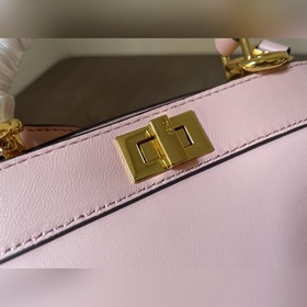 FENDI Peekalboo Petitef. Серия Macaron В популярной серии Peekabo