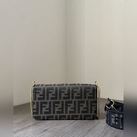 FENDI Новый комплект из трех предметов： маленький кошелек и мале