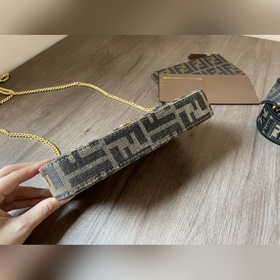 FENDI Новый комплект из трех предметов： маленький кошелек и мале