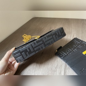 FENDI Новый комплект из трех предметов： маленький кошелек, мален