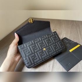 FENDI Новый комплект из трех предметов： маленький кошелек, мален