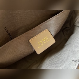 FENDI Новый комплект из трех предметов： маленький кошелек, мален