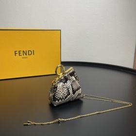 FENDI First старая ткань/сумка-клипса (сумка «облако») Первая сум