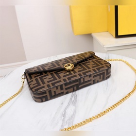 FENDI Трехфункциональная сумка через плечо с цепочкой Эта многофу