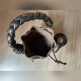 FENDI Mon Tresor маленькая сумка-бакет С вышитым рельефным узоро