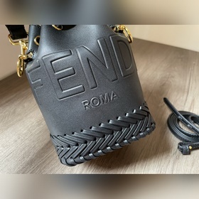 FENDI Mon Tresor маленькая сумка-бакет С вышитым рельефным узоро