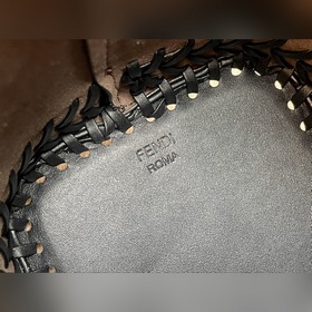 FENDI Mon Tresor маленькая сумка-бакет С вышитым рельефным узоро