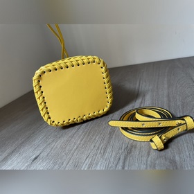 FENDI Mon Tresor маленькая сумка-бакет С вышитым рельефным узоро
