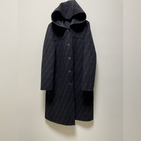 Двустороннее пальто Fendi Шерстяной пальто ручной работы Матери