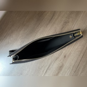 FENDI Маленький монстр 533 Итальянская кожа с металлическими глаз