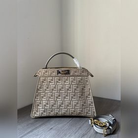 FENDI Большая сумка Peekaboo с классическими поворотными замками