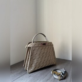FENDI Большая сумка Peekaboo с классическими поворотными замками