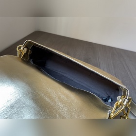 FENDI Кожа ягненка высшего качества. Новая ограниченная серия Ba