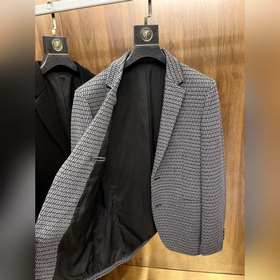 FENDI – это ультрамягкий и удобный костюм из смешанной шерсти с н