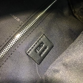 Мини-сумка FENDI обновленная версия с подиумным дизайном, чрезвыч