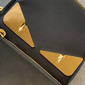 Одноплечевая сумка FENDI Средняя перегородка, карман на молнии сп