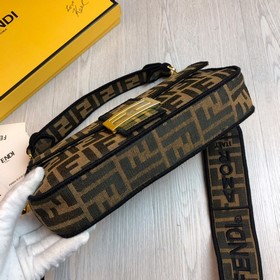 FENDI Средний размер 26 см Новая модель сумки Baguette из импортн