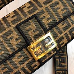 FENDI Средний размер 26 см Новая модель сумки Baguette из импортн