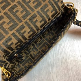 FENDI Средний размер 26 см Новая модель сумки Baguette из импортн