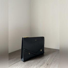 FENDI Увеличенная версия сумочки Little Monster 533 Итальянская 