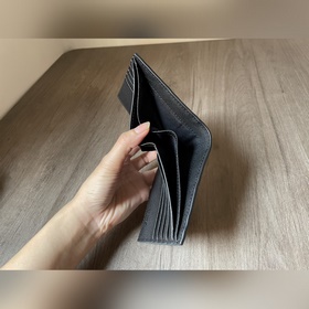 FENDI Классический кошелек с маленьким монстром Оригинальная кожа