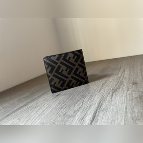 FENDI Классический кошелек с маленьким монстром Оригинальная кожа