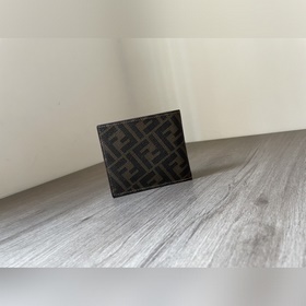 FENDI Классический кожаный кошелек с замком Оригинальная кожа, м
